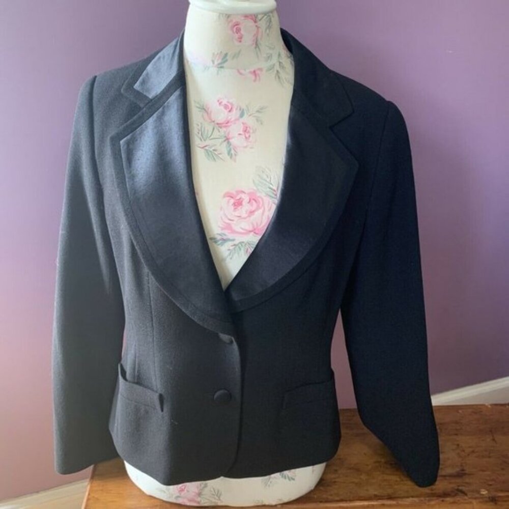 Escada Vintage Tuxedo Blazer 100%Wool Black Size 38